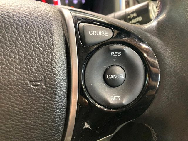 �y�N���[�Y�R���g���[���z�������H�����N���N���s�B�A�N�Z���𗣂��Ă���葬�x�ő��s���ł��A�������^�]���̕��S���y��!�����E�������ȒP�ȃX�C�b�`����Œ����ł��܂��B