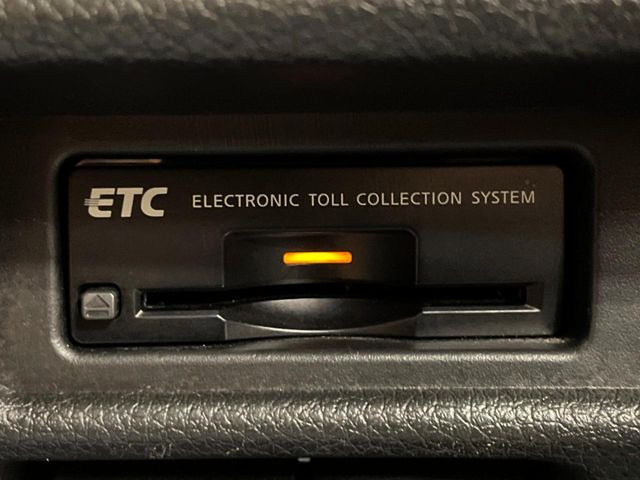 【ETC】高速道路の料金所をストレスなく通過!話題のスポットやサービスエリアに多い「スマートIC」利用時は必須のアイテムです。当店でセットアップを実施、ご納車当日からすぐにご利用いただけます!