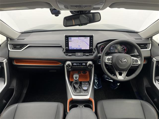 RAV42.0 アドベンチャー 4WD