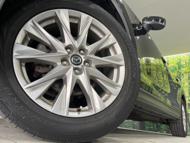 �y�����A���~�z�C�[���z�O�ςɃ}�b�`���������A���~�z�C�[���𑕒����Ă���܂��B�e��ЊO�A���~�z�C�[����A�X�^�b�h���X�^�C�����戵�����Ă���܂��B���񂲑��k����������