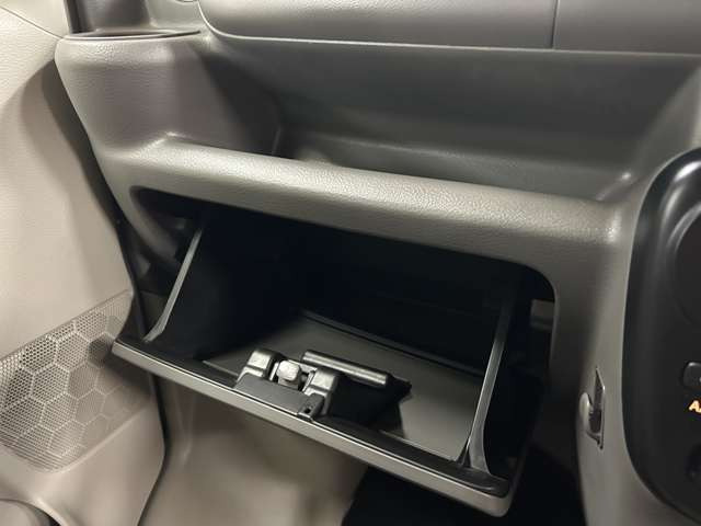 �S�ԃN���[�j���O�ς�!�ڗ����A����A�ւ���ȂǂȂ��R���f�B�V�����ǍD�ł�!!