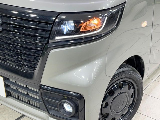 �yLED�w�b�h���C�g�z���V����ԑ��s�����ǍD�Ȏ��E���m�ۂ����S���ĉ^�]�ł��鍂�P�xLED�w�b�h���C�g�𑕔�!�_�����x�������A����d�͂��}�����Ă��܂��B