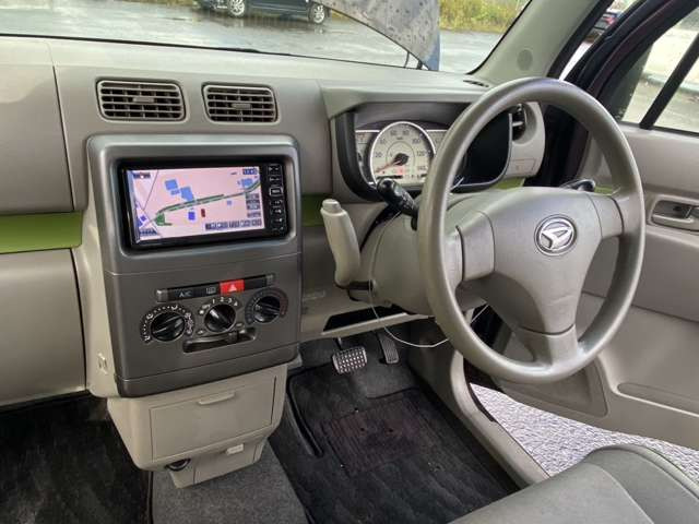 ���X�͎Ԃ̕i���Ɏ��M�������Ă��܂�!�Ȃ̂ŁA���܂��܂Ȋp�x����70���ȏ�̂��ʐ^�ڂ��Ă��܂��B