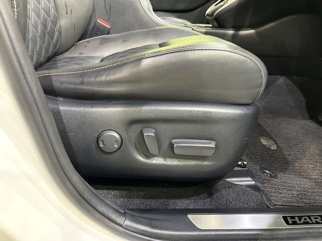 【パワーシート】スイッチ一つで簡単にシートの微調整が可能!電動だから力もいりません!快適なシートポジションにセットして、快適なドライブをお楽しみください。