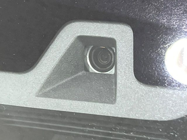 �y�X�Y�L �Z�[�t�e�B�T�|�[�g�z���s���ɑO���̎ԗ�����F�����A�Փ˂������Ȏ��͌x��ƃu���[�L�ŏՓˉ���Ɣ�Q�y�����A�V�X�g�B�����S�Ƀh���C�u�����y���݂��������܂��B