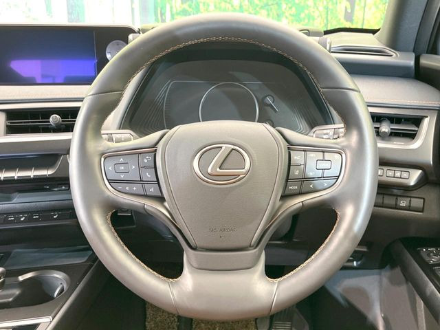 �y�����v�����X�e�A�����O�z�㎿�Ȋv���g�p���邱�ƂŁA��ɂ����������݂ƂĂ��^�]���₷���n���h���ł���