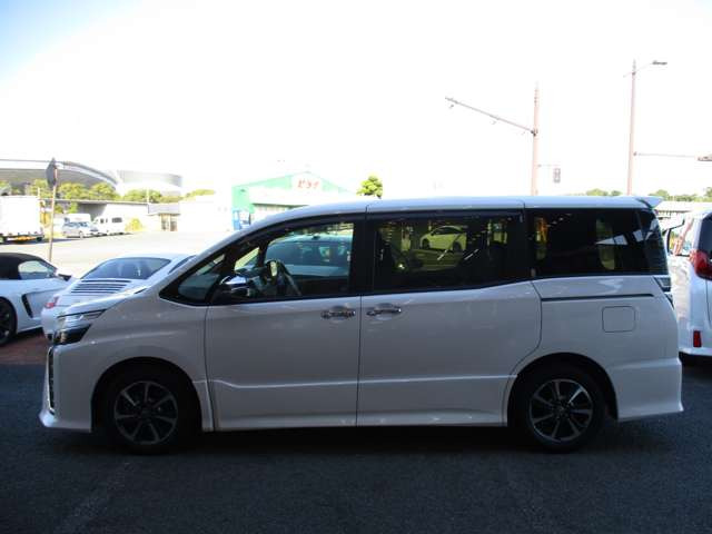 ����10�^SD�i�r�E12.1�^�t���b�v�_�E���EHDMI�EB�J�����E�O��h�����R�E�����d���X���C�h�E�����G�A�R���E�r���g�C��ETC�E����16AW�E�n�[�t���U�[�V�[�g�E�v����H�E�v���N���b�V���ELKA�EAHB�E�\�i�[�E�X�y�A�^�C��