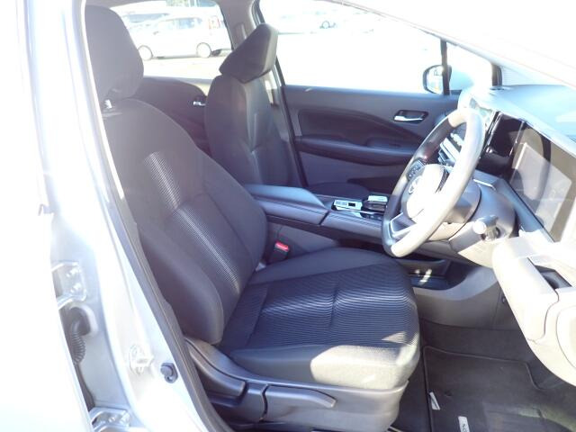 �t�����g�V�[�g�A��ԗǍD�ň��S�ł��B�傫�ȉ�����Ȃ����S�ł�