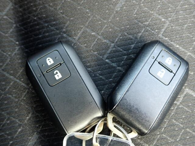 �X�}�[�g�L�[����!�L�[���|�P�b�g��o�b�O�ɓ��ꂽ�܂܁A�h�A���b�N�̊J���E�{���E�G���W���n�����\�ł��B