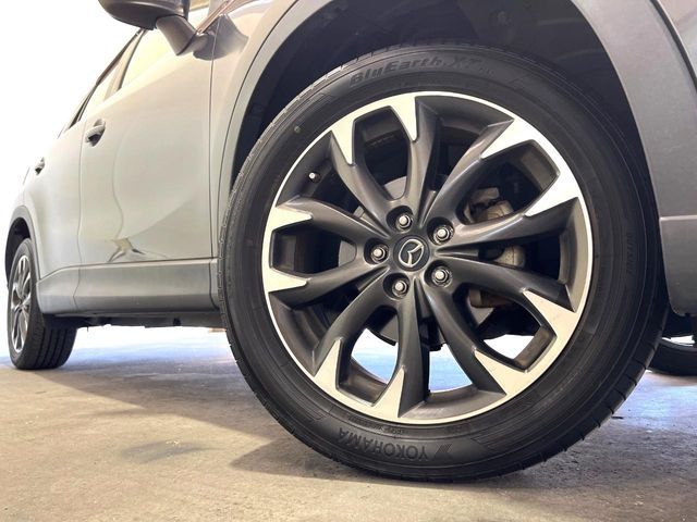 【純正19インチアルミホイール】外観にマッチした純正アルミホイールを装着しております。各種社外アルミホイールや、スタッドレスタイヤも取扱いしております。是非ご相談ください♪