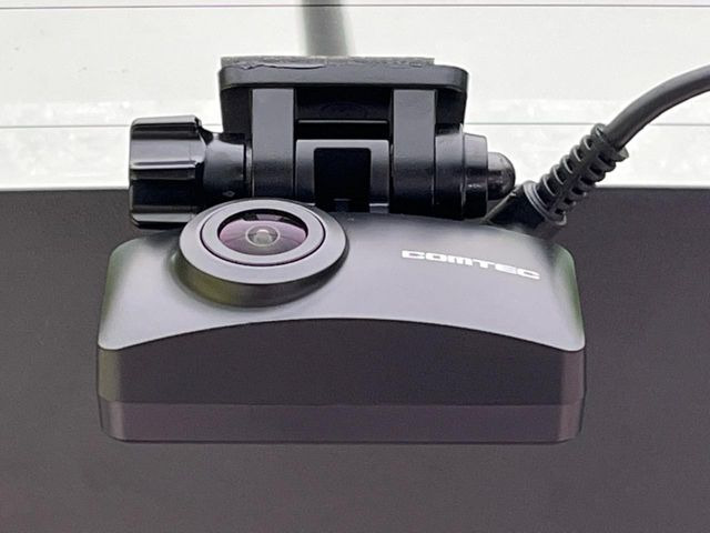 �y�h���C�u���R�[�_�[�z���S�E���S�ȃJ�[���C�t�ɕK�{�̃h���C�u���R�[�_�[�𑕔�!���s���͂������A������^�]�⎖�̂ɑ��������ۂ̏󋵂��f���ŋL�^���A����̃��X�N�ɔ����܂��B