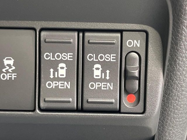 �y�����p���[�X���C�h�h�A�z�X�}�[�g�L�[��^�]�Ȃ̃X�C�b�`�Ō�ȗ����X���C�h�h�A�̊J���\���d��������͂����ăh�A���J����K�v�������A�����Ȃ��q�l�ł��ȒP�ɊJ���߂ł����K�ł���