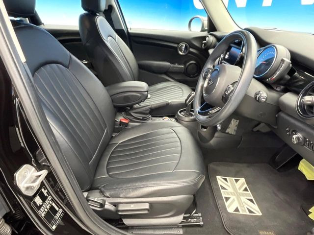 ���V�[�g�̎g�p��:�j��E�ւ�������Ȃ��A�����̒ʂ肫�ꂢ�ȏ�Ԃ��ێ����Ă���܂��B�܂��A�����N���[�j���O�E�R�[�e�B���O�����p�����������܂��B