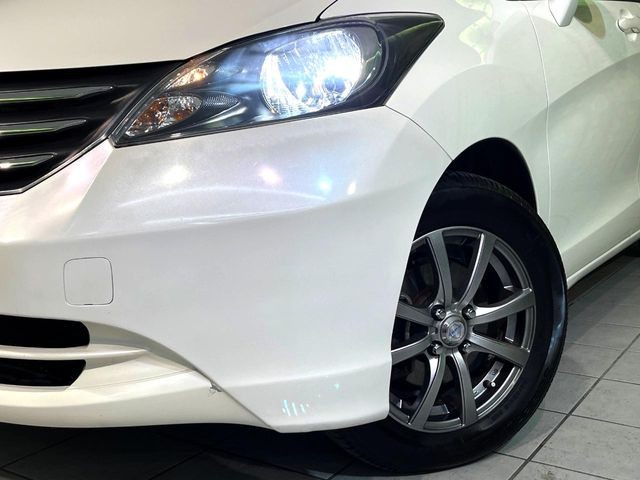 �yHID�w�b�h���C�g�z���ɖ��邭�O�����Ƃ炵�Ă����̂ŁA���V����Ԃ̑��s�������E�ǍD�ň��S���Ă���肢�������܂��B