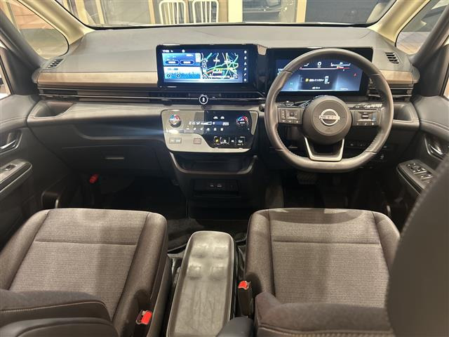 セレナ1.4 e-POWER ハイウェイスターV