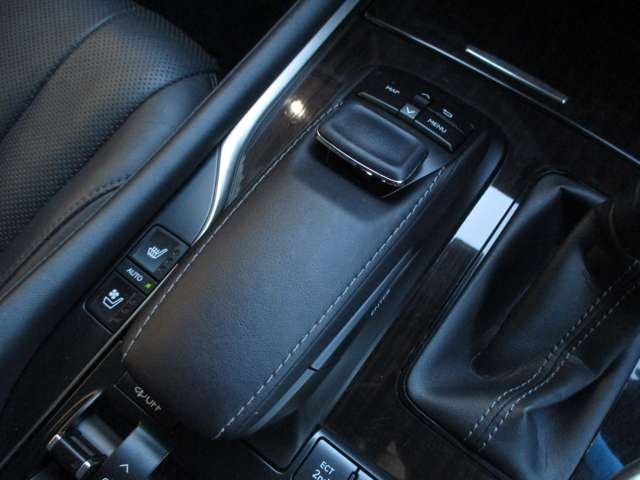 TRD Fエアロ&グリル・純正ナビ・フルセグ・全方位M・SR・黒革ベンチレーション&ヒーター・純正21AW・HUD・COO LBOX・前後ドラレコ・ETC2.0・Pバックドア・パドルシフト・AC100V/1500W・PCS・LCC・LDA・BSM