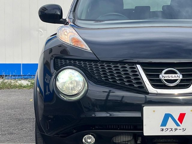 【HIDヘッドライト】非常に明るく前方を照らしてくれるので、悪天候や夜間の走行時も視界良好で安心してお乗りいただけます。