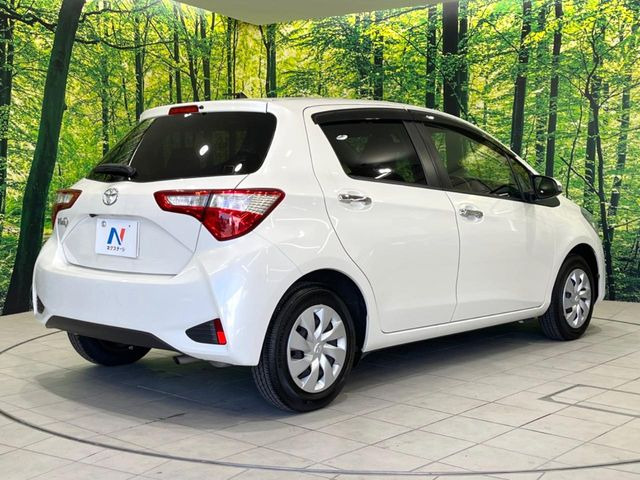 ☆全国のネクステージからお取り寄せが可能※!遠方の店舗に展示してあるクルマが気になる場合も、最寄りの店舗でご覧いただくことが可能です!是非私たちに要望をお聞かせください!※別途費用