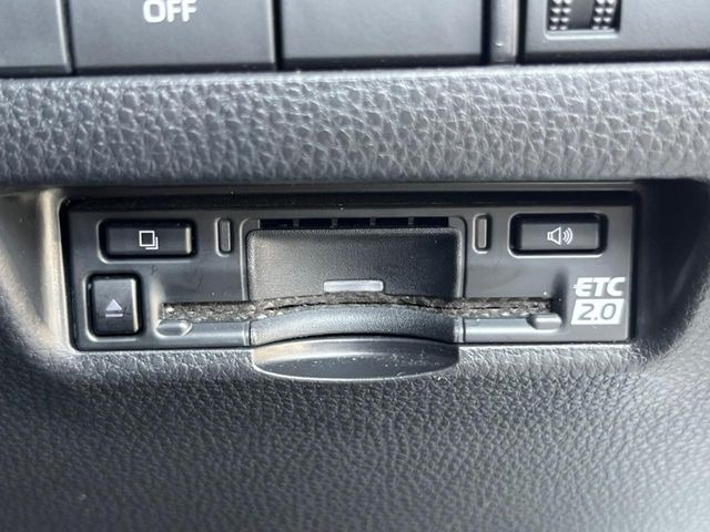 【ETC】高速道路の料金所をストレスなく通過!話題のスポットやサービスエリアに多い「スマートIC」利用時は必須のアイテムです。当店でセットアップを実施、ご納車当日からすぐにご利用いただけます!