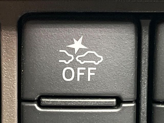 【トヨタセーフティセンス】走行中に前方の車両等を認識し、衝突しそうな時は警報とブレーキで衝突回避と被害軽減をアシスト。より安全にドライブをお楽しみいただけます。