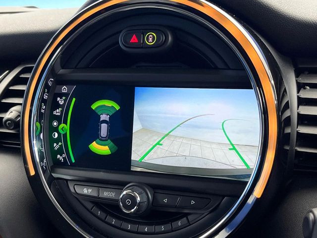 ���o�b�N�J����:�֗��ȁy�o�b�N�J�����z�ň��S�m�F���ł��܂��B���Ԃ����ȕ��ɂ��I�X�X���ȕ֗��@�\�ł��B