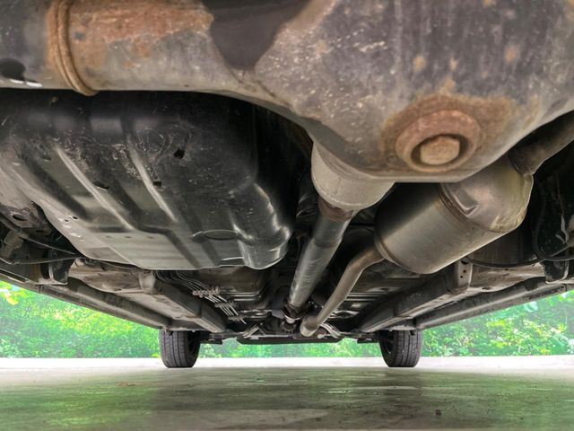 下回りがきれいなうちに、防錆加工の施工がオススメ。降雪地域はもちろん、沿岸部にお住いの方や、趣味でマリン・ウィンタースポーツをされる方に大変好評いただいております。