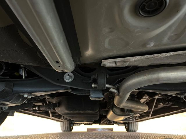 下回りがきれいなうちに、防錆加工の施工がオススメ。降雪地域はもちろん、沿岸部にお住いの方や、趣味でマリン・ウィンタースポーツをされる方にご好評いただいております。