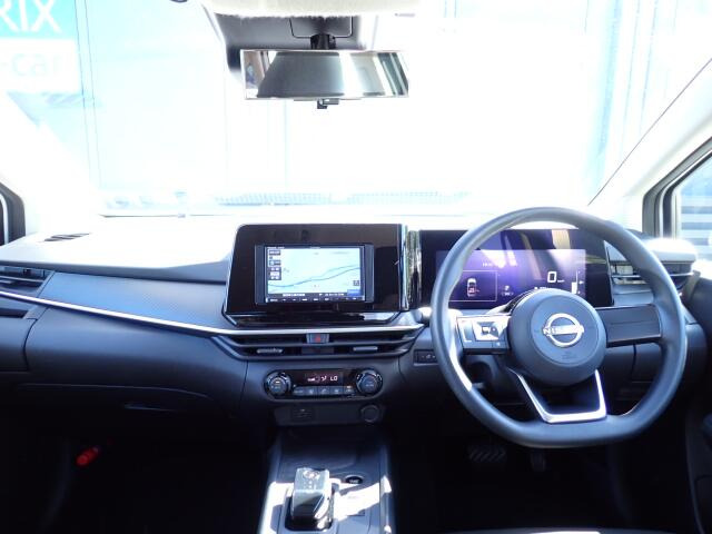 �C���p�l�摜�ɂȂ�܂��B�ԓ��͐��Ǝ҂ɂĎ����N���[�j���O�{�H�ς݂Ȃ̂ŁA��ϐ����ł��B