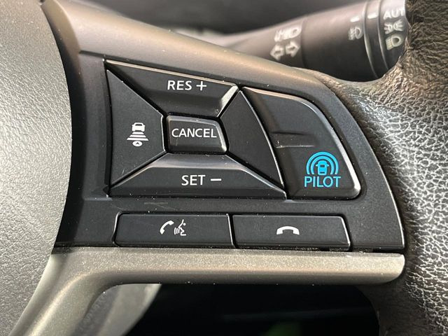 �y�v���p�C���b�g�z�������H�ł̒��������s���y��!!�a�؎��Ə��񑖍s�̃V�[���ŁA�A�N�Z���E�u���[�L�E�X�e�A�����O�������Ő��䂵�A�������^�]�̕��S���y�����Ă���܂���