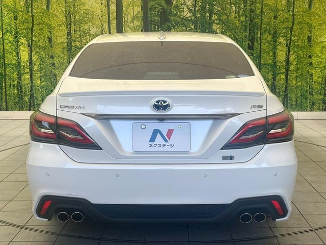 安心の最長10年・走行無制限保証(有償)をご用意。保証内容も充実はもちろん、無料点検&オイル交換や、年中無休の全国・24時間ロードサービスも付帯されておりますのでご安心下さい。