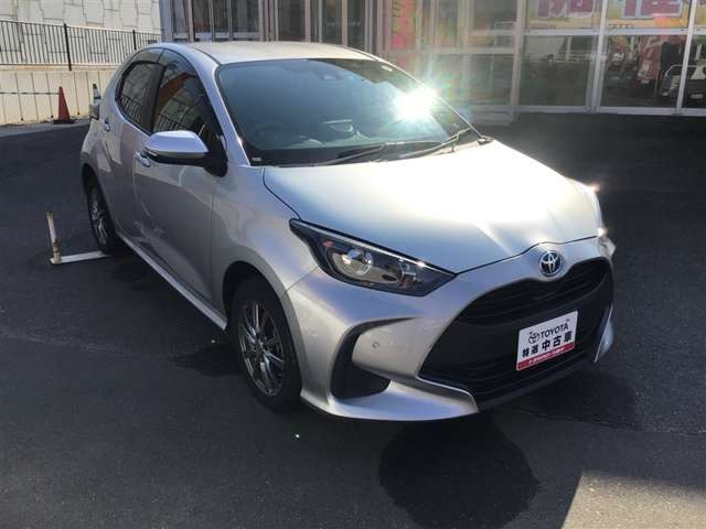 ヤリス1.5 ハイブリッド X E-Four 4WD