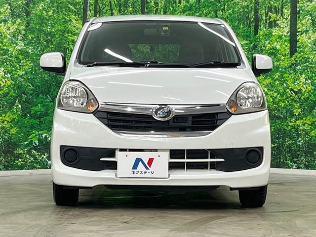 高透明度のガラス皮膜で撥水はもちろん、上質なツヤ・光沢を実現。紫外線や酸性雨から大切な愛車を保護し、色あせ・劣化を防止。「弾スプラッシュコート」、「弾プリミッサコート」からお選びいただけます。