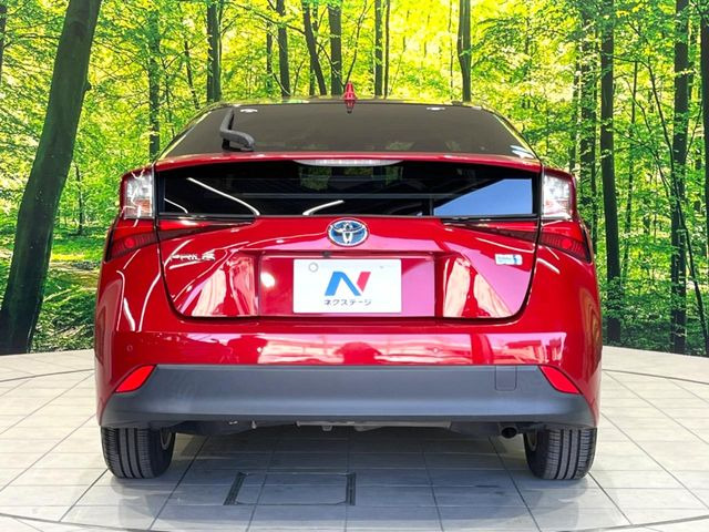 安心の最長10年・走行無制限保証(有償)をご用意。保証内容も充実はもちろん、無料点検&オイル交換や、年中無休の全国・24時間ロードサービスも付帯されておりますのでご安心下さい。