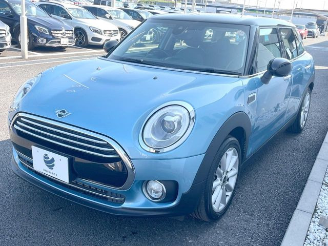 ●無料付帯の保証の他、安心の最長3年・走行無制限保証(有償)をご用意。輸入車を安心してお楽しみいただける様、保証内容も充実はもちろん、無料点検&オイル交換やロードサービスも付帯しております。