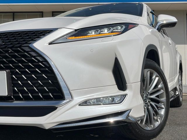 �y�V�[�P���V�����^�[�������v�t��LED�w�b�h���C�g�z�l�C�́w�����E�B���J�[�x�t����LED�w�b�h���C�g�𑕔��􍂋����͂������A�_�����͑��݊������Ղ�ő��Ԃ�����F������₷�����S�ł��B