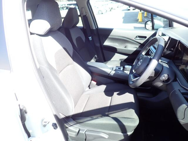 �t�����g�V�[�g�A��ԗǍD�ň��S�ł��B�傫�ȉ�����Ȃ����S�ł�