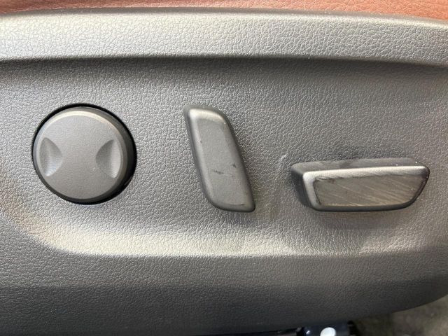 �y�p���[�V�[�g�z�X�C�b�`��ŊȒP�ɃV�[�g�̔��������\!�d��������͂�����܂���!���K�ȃV�[�g�|�W�V�����ɃZ�b�g���āA���K�ȃh���C�u�����y���݂��������B