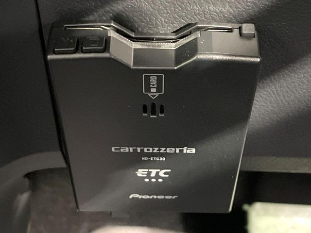 【ETC】高速道路の料金所をストレスなく通過!話題のスポットやサービスエリアに多い「スマートIC」利用時は必須のアイテムです。当店でセットアップを実施、ご納車当日からすぐにご利用いただけます!