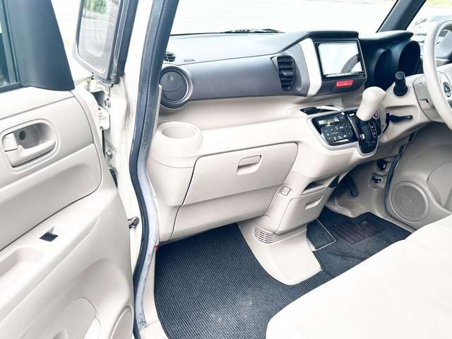 札幌本店では、第二展示場もございます♪豊富なお車もご準備しておりますので是非お問合せお待ちしております♪『NEODrive』●○TEL011‐792‐0374