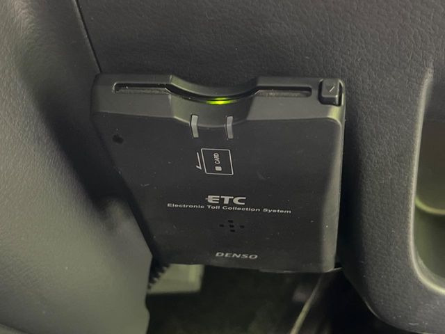 【ETC】高速道路の料金所をストレスなく通過!話題のスポットやサービスエリアに多い「スマートIC」利用時は必須のアイテムです。当店でセットアップを実施、ご納車当日からすぐにご利用いただけます!