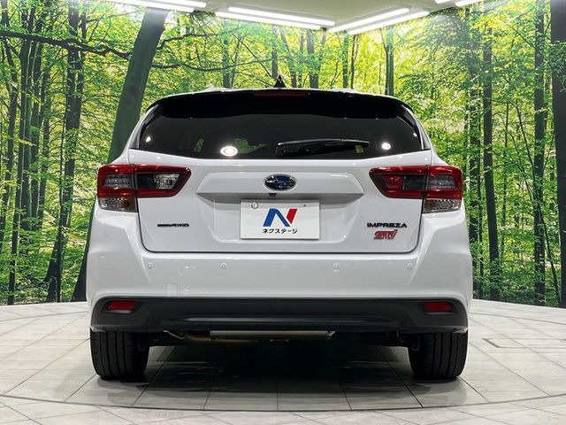 安心の最長10年・走行無制限保証(有償)をご用意。保証内容も充実はもちろん、無料点検&オイル交換や、年中無休の全国・24時間ロードサービスも付帯されておりますのでご安心下さい。