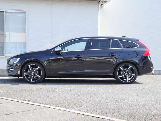 【ご納車後1ヶ月の初期不良対応】納車前整備後にも、不測の事態による初期不良が起きてしまう事があります。当社では全てのお車に対して、初期不良対応期間を1ヶ月設けていますので安心です。