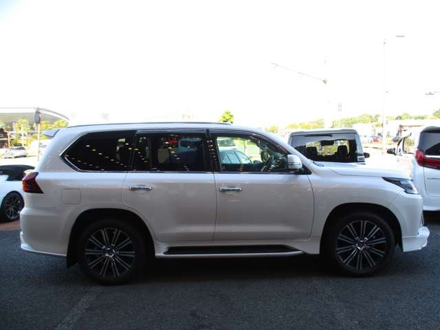 お電話はフリーダイヤルでどうぞ★0078-6002-334194★(携帯PHS可) ★場所は、国体道路沿い パークドーム(KKウイング)そば オレンジの旗が目印です★