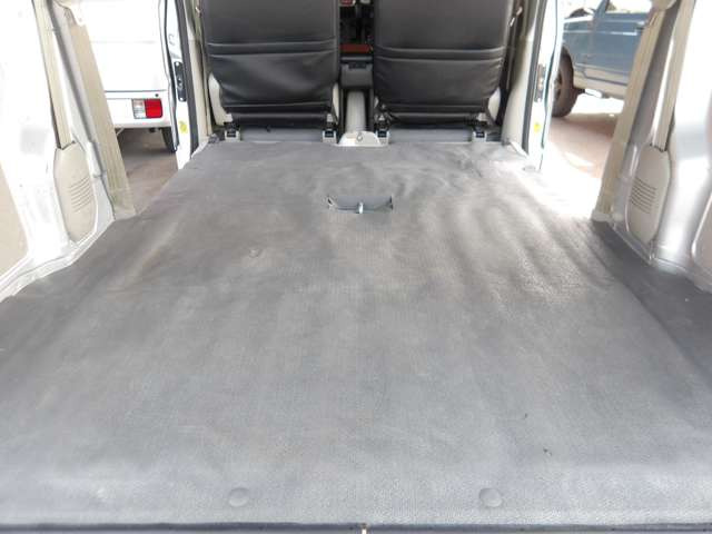 �V�[�g�������Ɋi�[���ăg�����N��������ɍL���g�����Ƃ��\�ł�!�����̕��ł��ȒP�ɂł��܂����