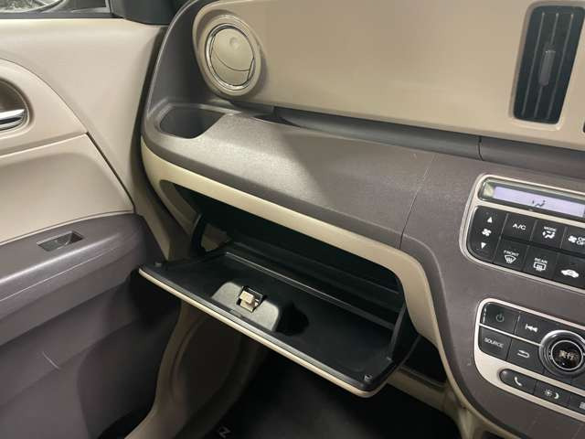 �S�ԃN���[�j���O�ς�!�ڗ����A����A�ւ���ȂǂȂ��R���f�B�V�����ǍD�ł�!!