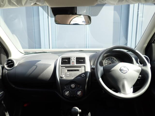 インパネ画像になります。車内は専門業者にて室内クリーニング施工済みなので、大変清潔です。