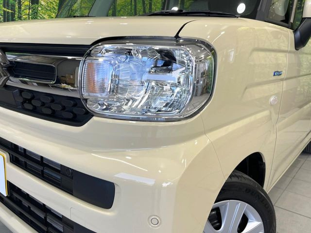 �yLED�w�b�h���C�g�z���V����ԑ��s�����ǍD�Ȏ��E���m�ۂ����S���ĉ^�]�ł��鍂�P�xLED�w�b�h���C�g�𑕔�!�_�����x�������A����d�͂��}�����Ă��܂��B