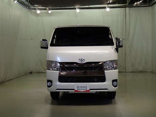 ハイエースバン