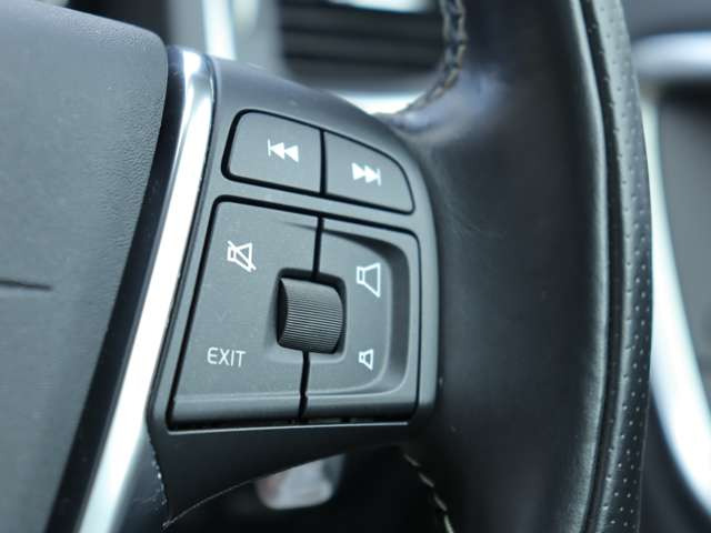 納車前整備費用は車両本体価格に含まれており、別途ご請求することはございませんのでご安心下さい。