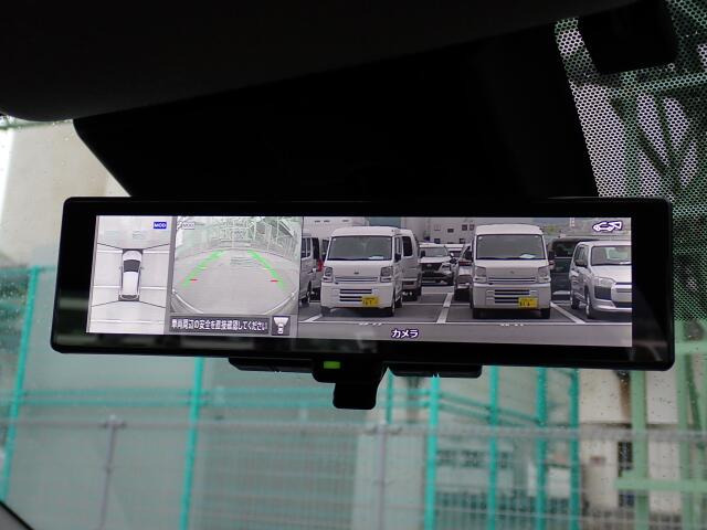 �t���o�b�N�~���[�ɂ��A���E���h�r���[�@�\�t���o�b�N�J�����f�����f�����Ƃ��\�ł��B